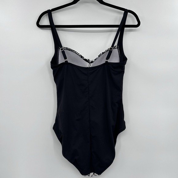 La Blanca Womens One Piece Swimsuit Size 10 Black White Ruched Slimming Beach - Picture 4 of 7